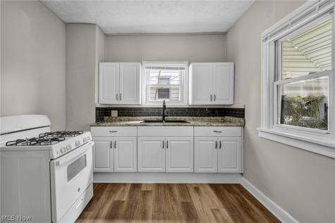 936 Selwyn Road Cleveland Heights OH 44112