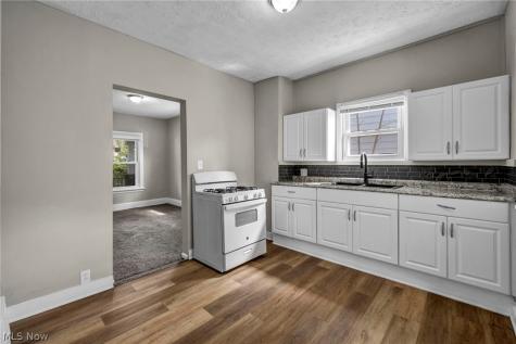936 Selwyn Road Cleveland Heights OH 44112
