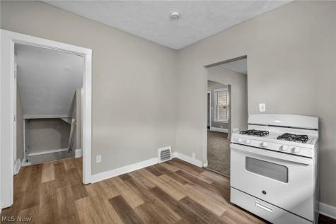 936 Selwyn Road Cleveland Heights OH 44112