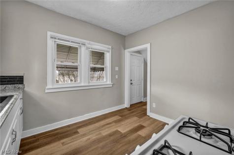 936 Selwyn Road Cleveland Heights OH 44112