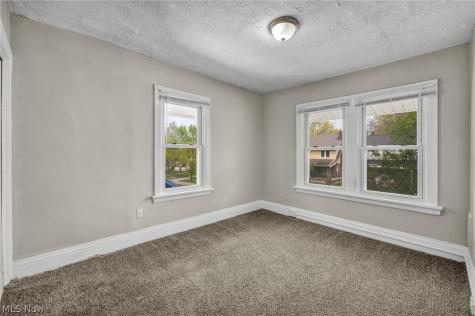 936 Selwyn Road Cleveland Heights OH 44112