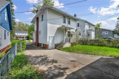 936 Selwyn Road Cleveland Heights OH 44112