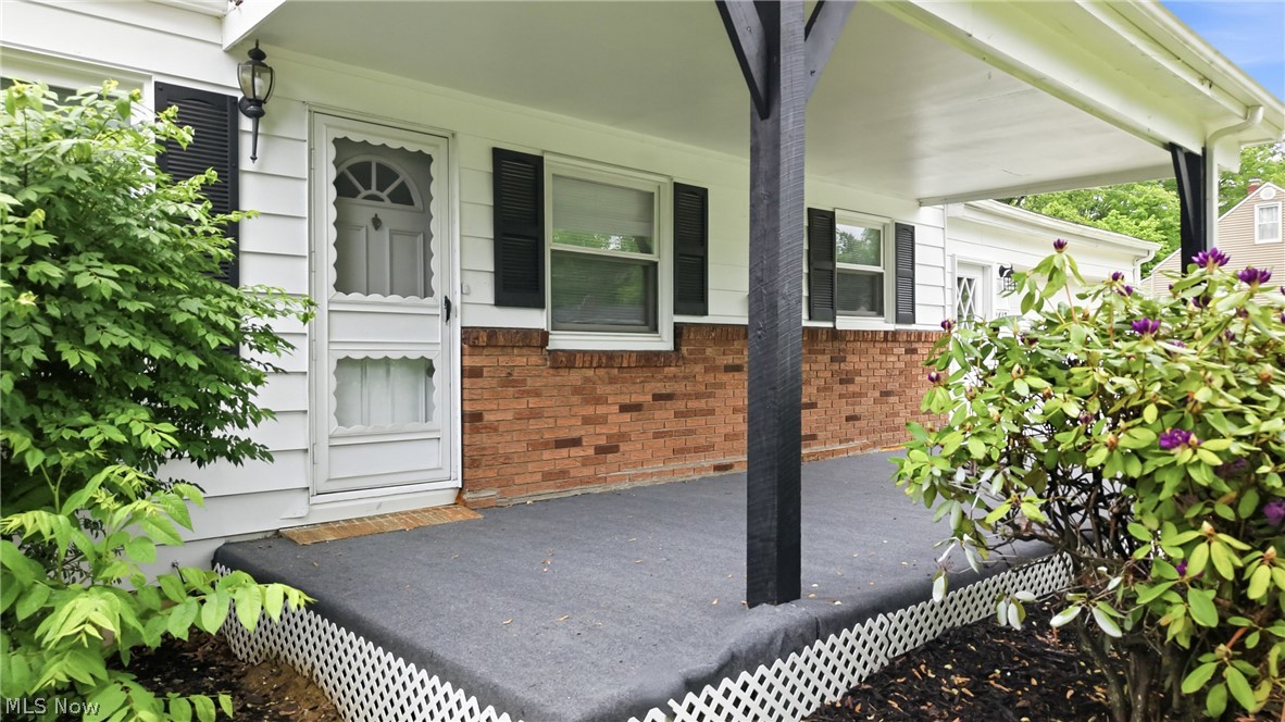 2413 W Manor Avenue Youngstown OH 44514