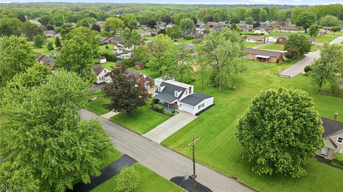 2413 W Manor Avenue Youngstown OH 44514