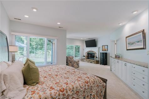 2816 Remington Point Aurora OH 44202