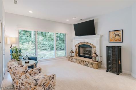 2816 Remington Point Aurora OH 44202