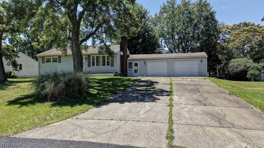 2933 Coventry Boulevard NE Canton OH 44705