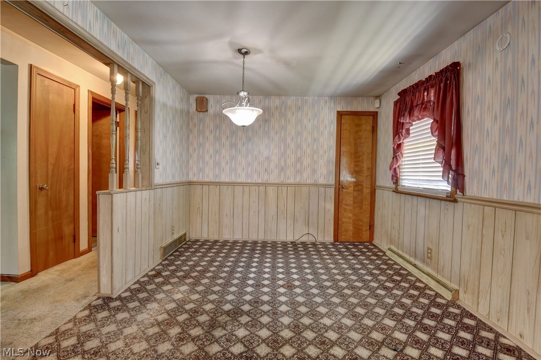2933 Coventry Boulevard NE Canton OH 44705