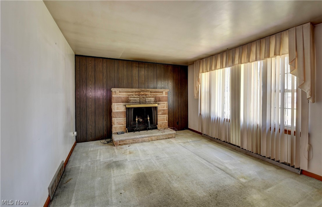 2933 Coventry Boulevard NE Canton OH 44705