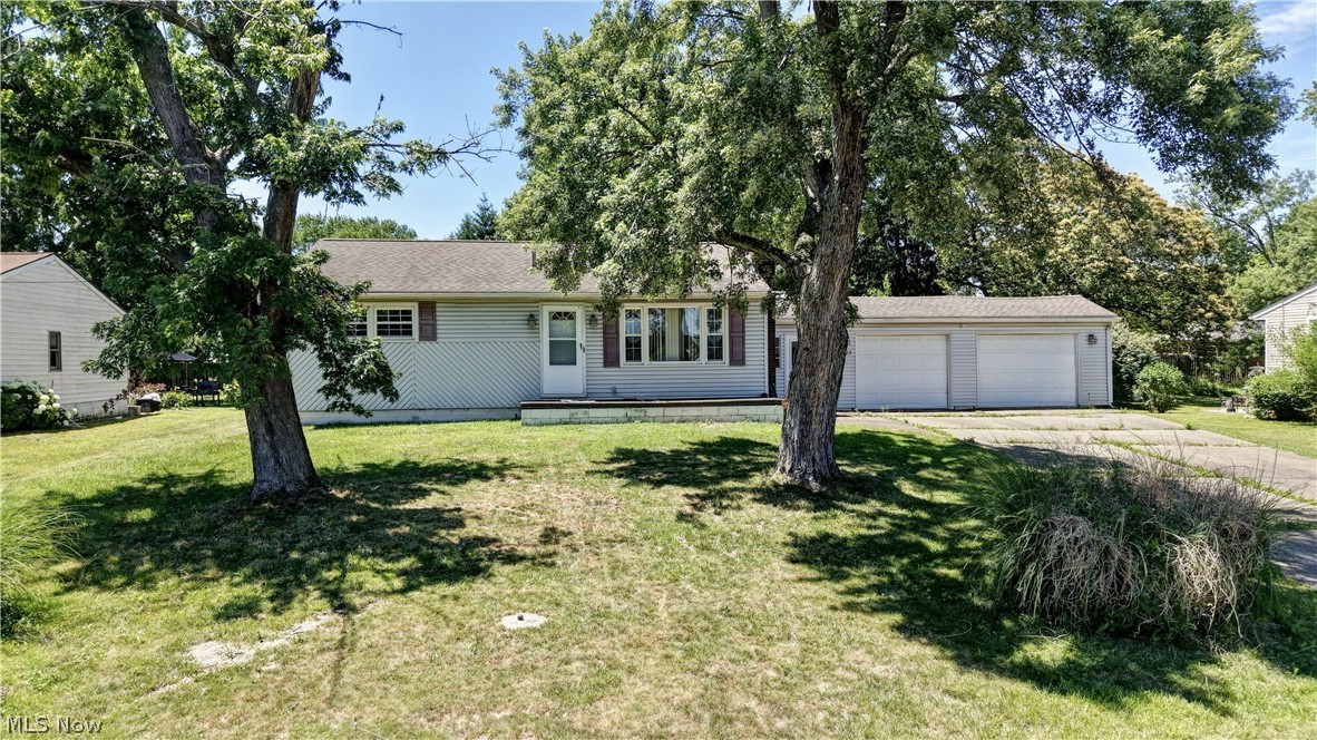 2933 Coventry Boulevard NE Canton OH 44705