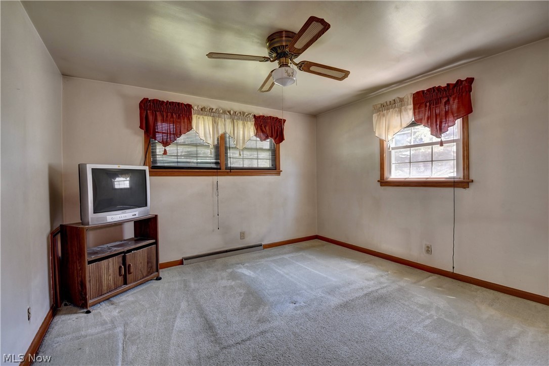 2933 Coventry Boulevard NE Canton OH 44705