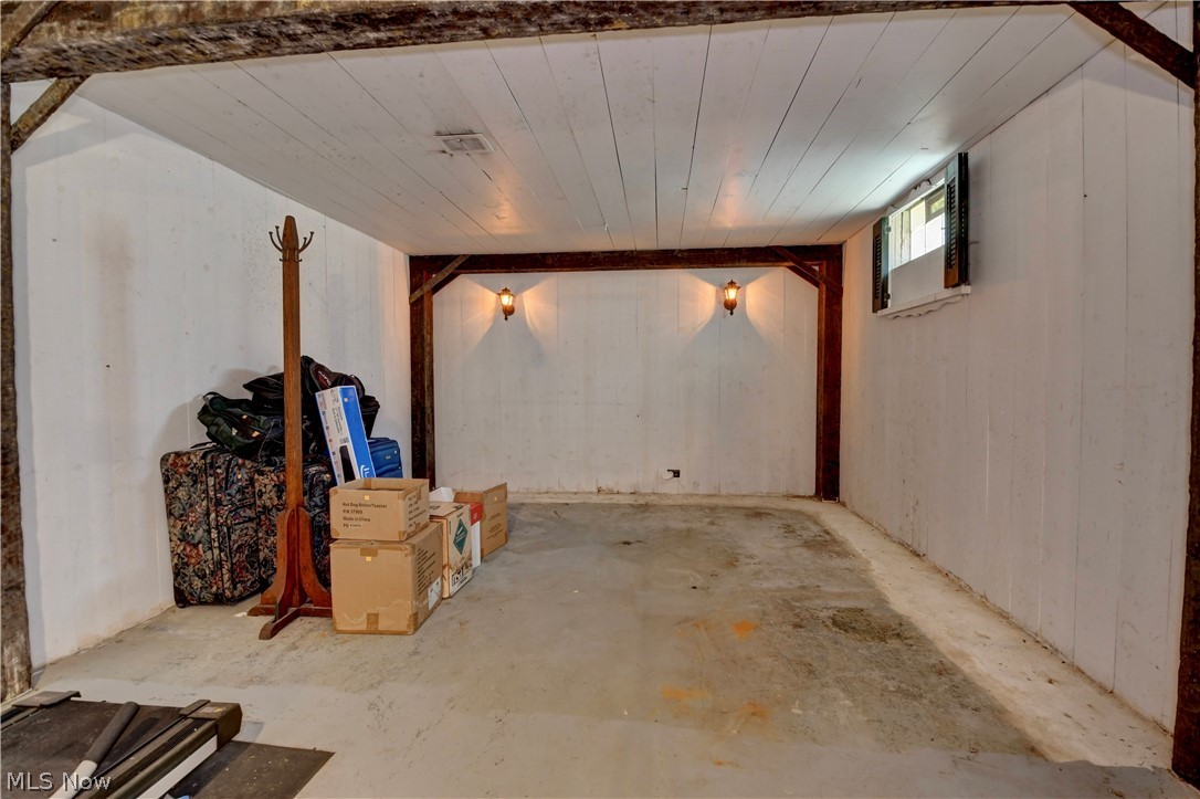 2933 Coventry Boulevard NE Canton OH 44705