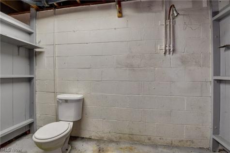2933 Coventry Boulevard NE Canton OH 44705