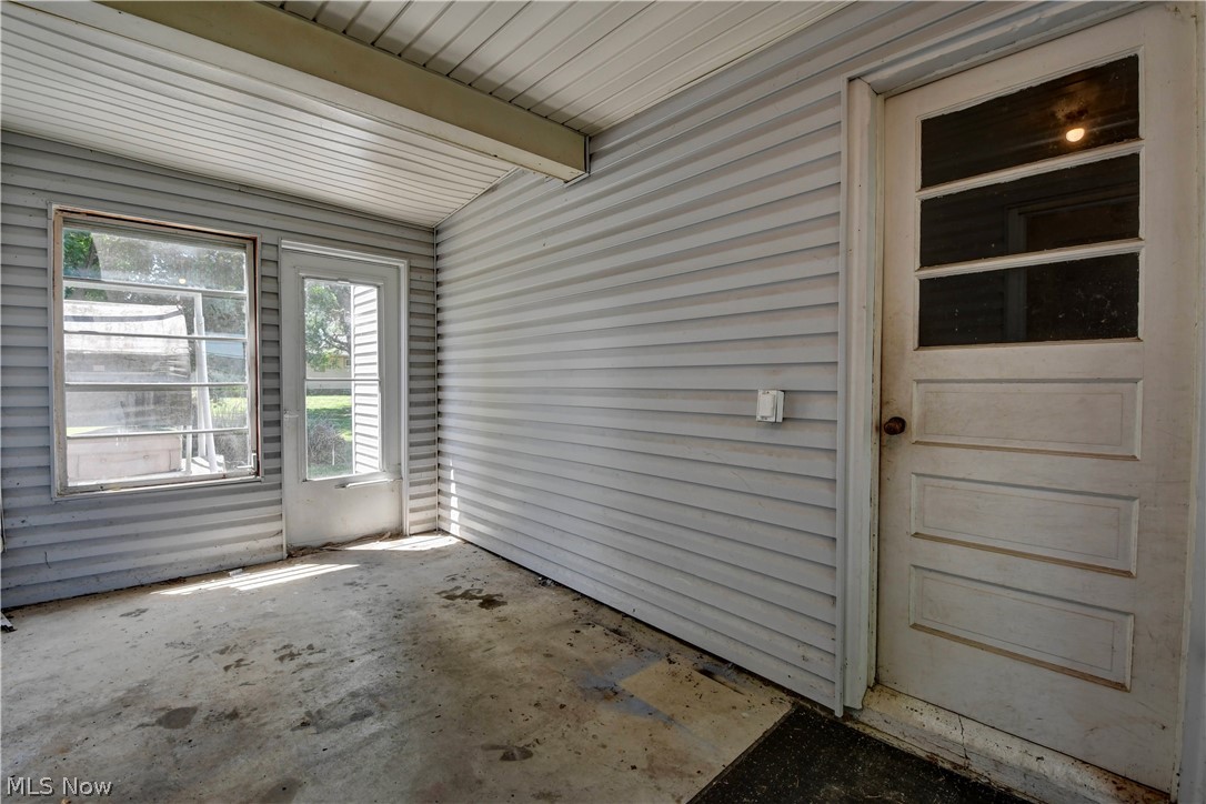 2933 Coventry Boulevard NE Canton OH 44705