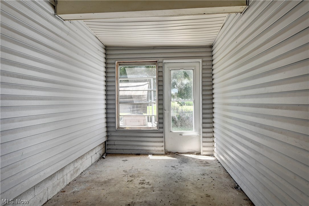 2933 Coventry Boulevard NE Canton OH 44705