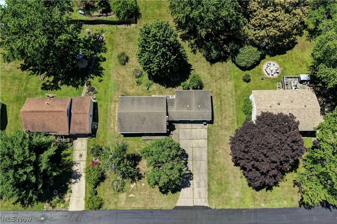 2933 Coventry Boulevard NE Canton OH 44705