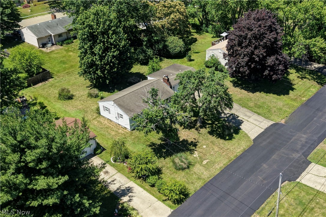 2933 Coventry Boulevard NE Canton OH 44705