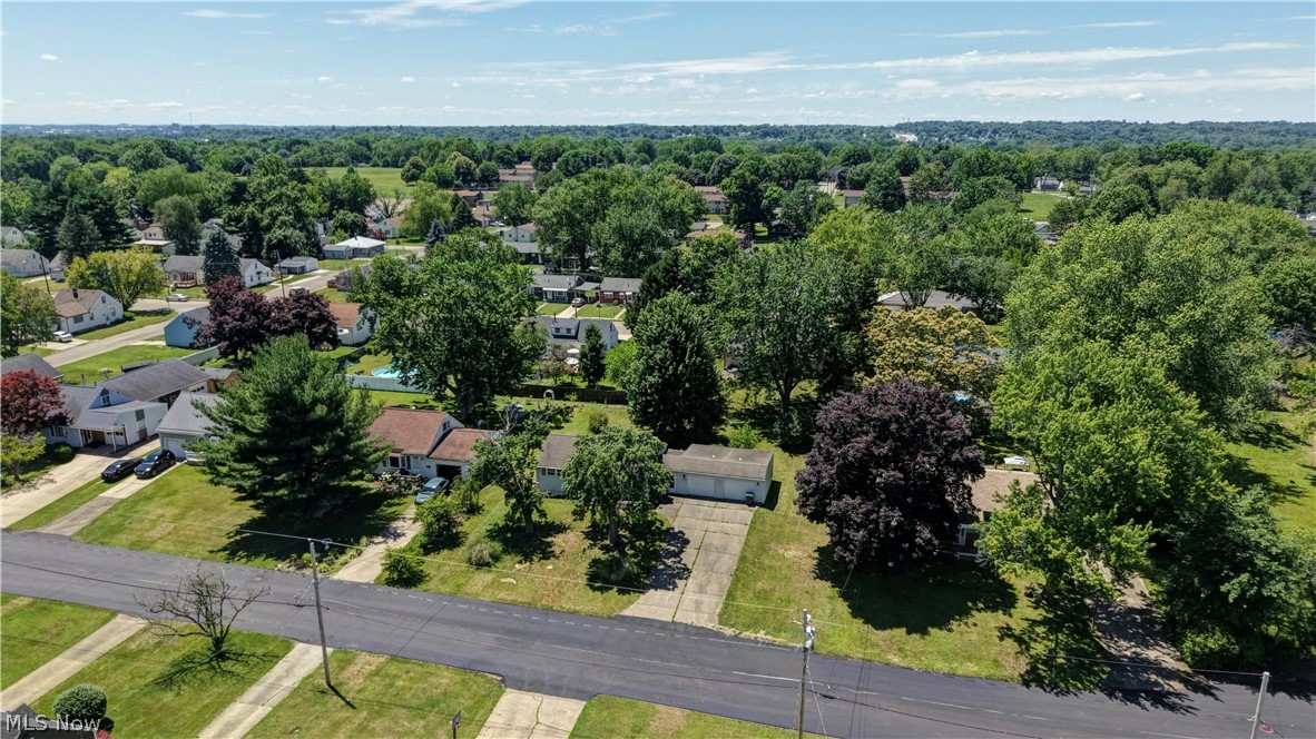 2933 Coventry Boulevard NE Canton OH 44705