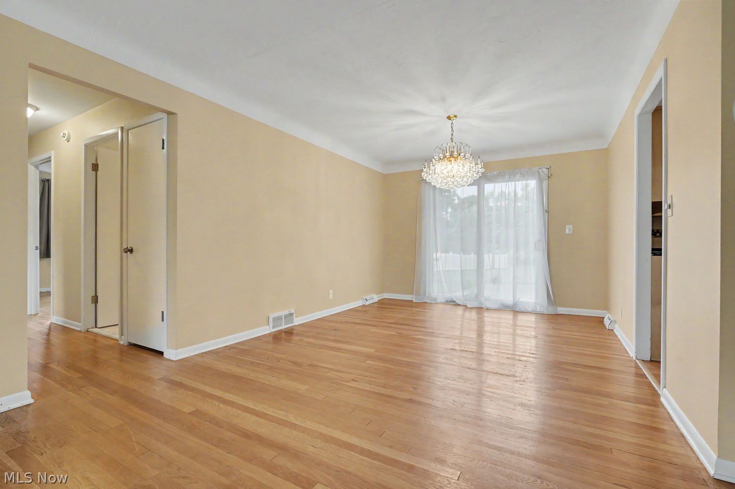 1185 Mayfair Drive Seven Hills OH 44131