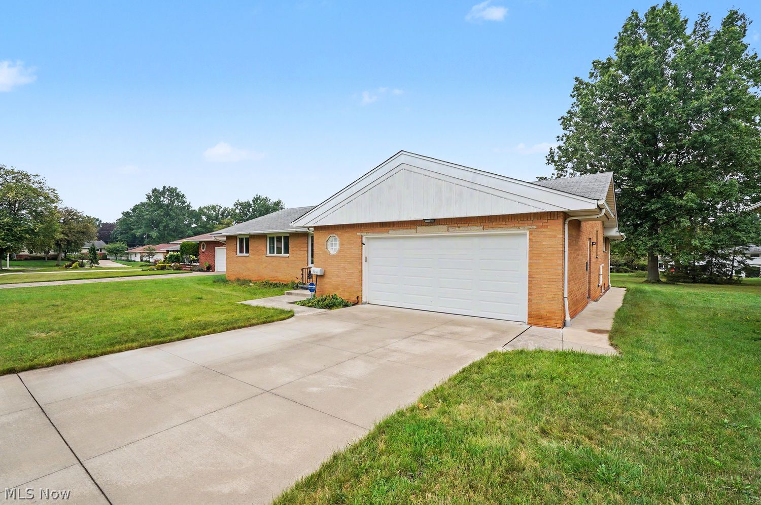 1185 Mayfair Drive Seven Hills OH 44131