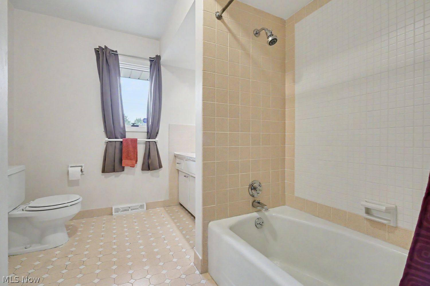 1185 Mayfair Drive Seven Hills OH 44131