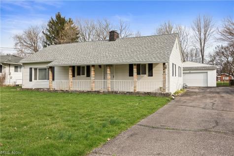 142 Parmely Avenue Elyria OH 44035