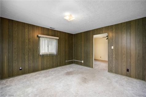 142 Parmely Avenue Elyria OH 44035