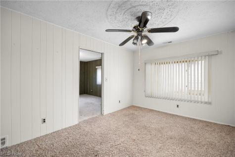 142 Parmely Avenue Elyria OH 44035