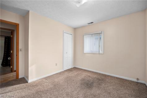 142 Parmely Avenue Elyria OH 44035
