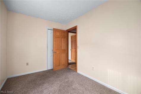 142 Parmely Avenue Elyria OH 44035