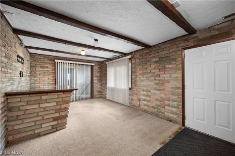 142 Parmely Avenue Elyria OH 44035