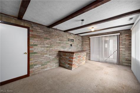 142 Parmely Avenue Elyria OH 44035