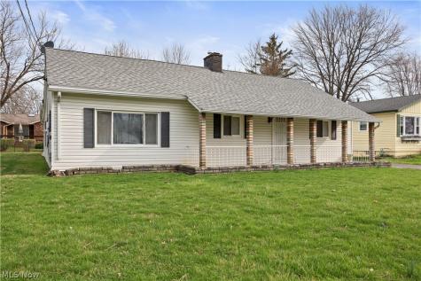 142 Parmely Avenue Elyria OH 44035