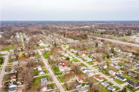 142 Parmely Avenue Elyria OH 44035