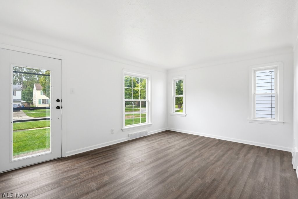 7513 Brookside Drive Brooklyn OH 44144