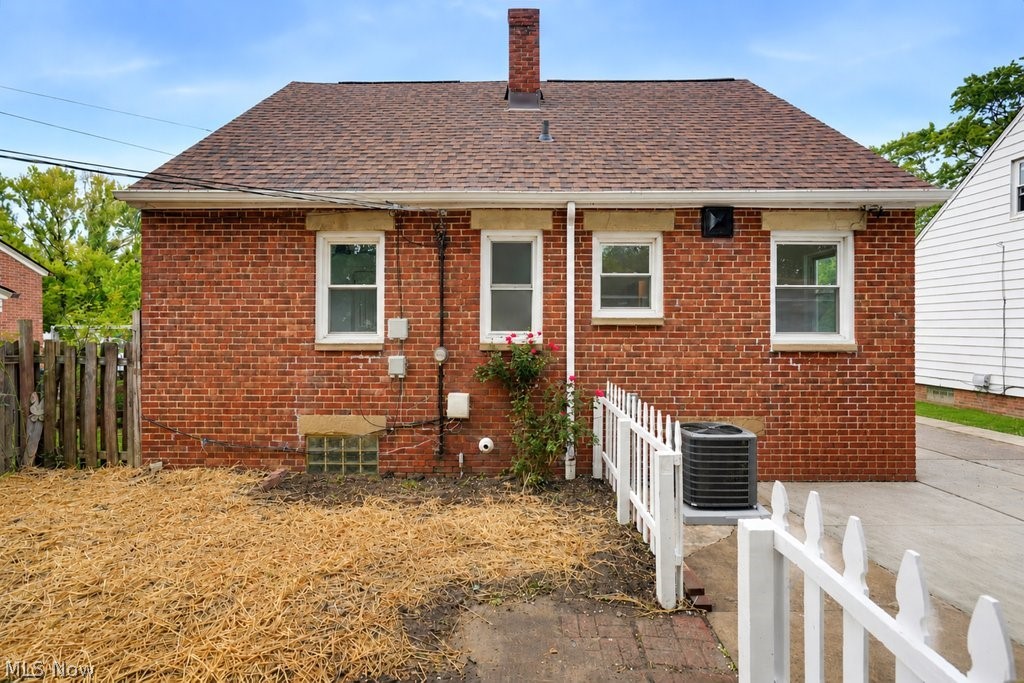 7513 Brookside Drive Brooklyn OH 44144