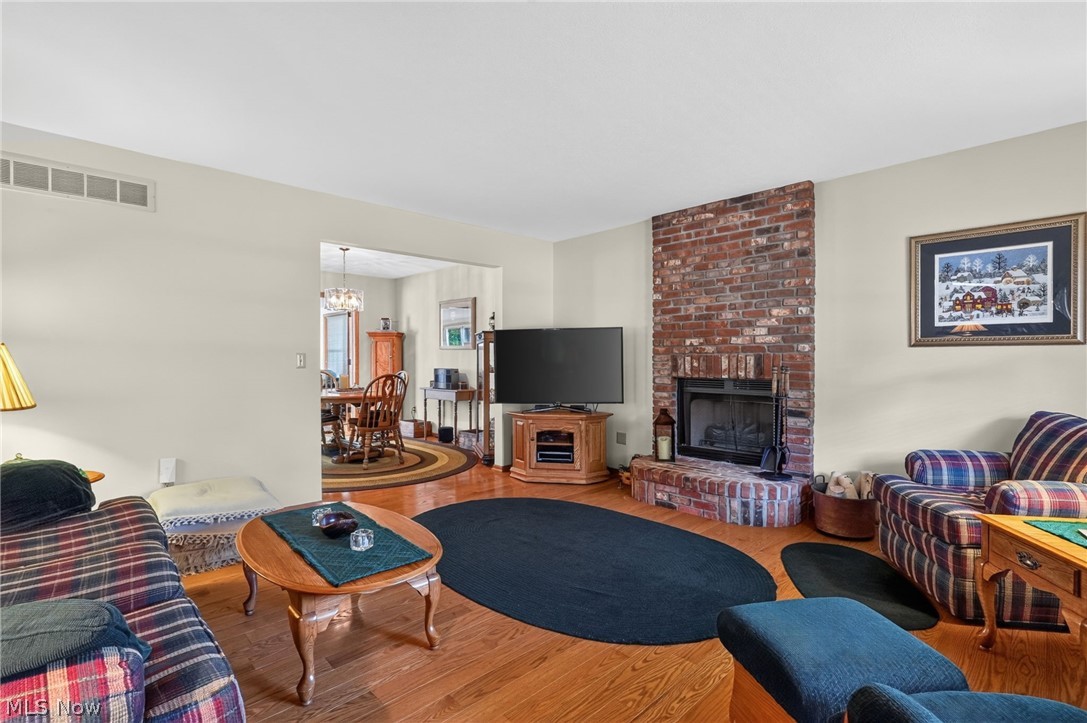 55 Woodside Avenue Jefferson OH 44047