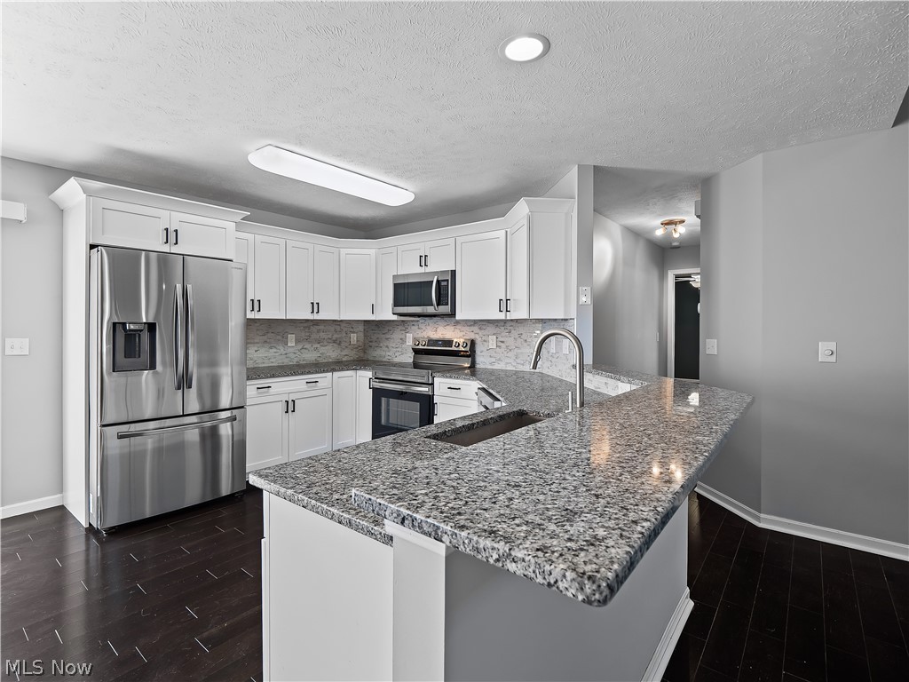 6651 Nantucket Lane Middleburg Heights OH 44130