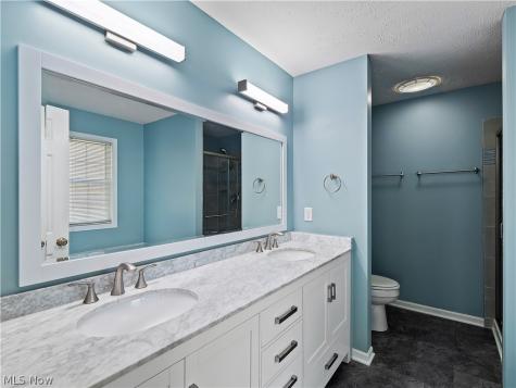 6651 Nantucket Lane Middleburg Heights OH 44130