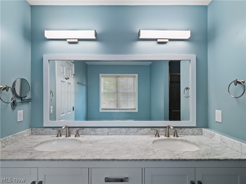 6651 Nantucket Lane Middleburg Heights OH 44130
