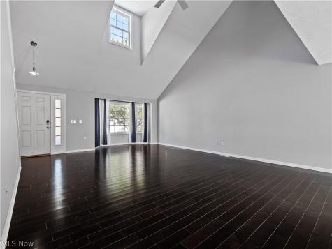 6651 Nantucket Lane Middleburg Heights OH 44130