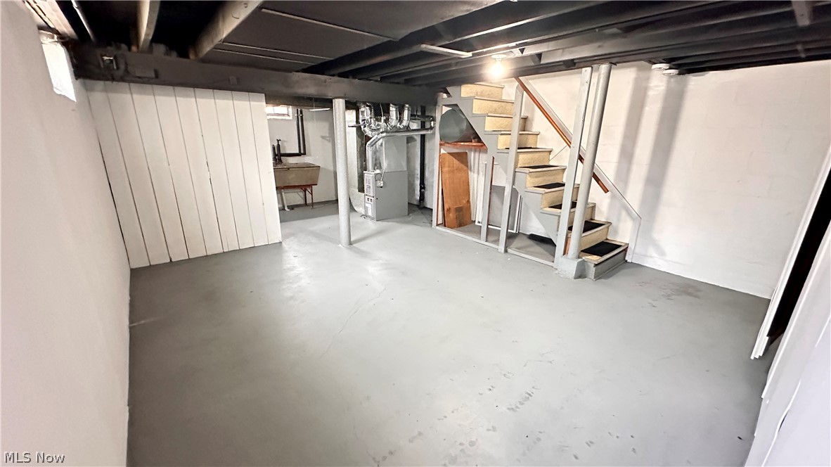21610 Crystal Avenue Euclid OH 44123