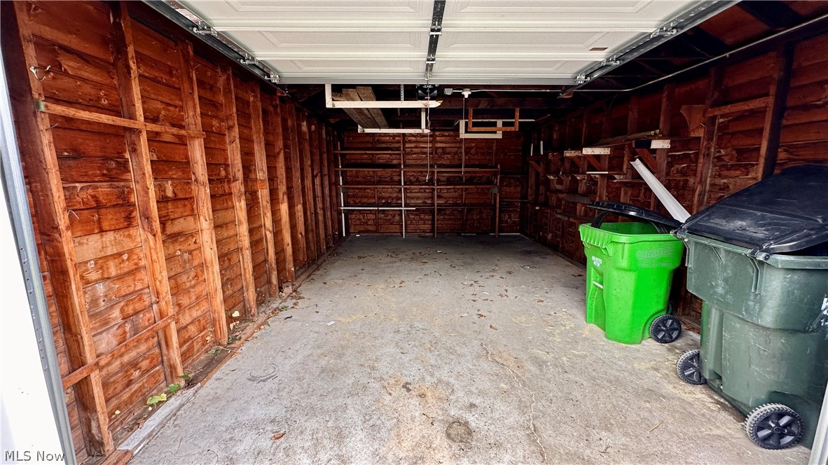 21610 Crystal Avenue Euclid OH 44123