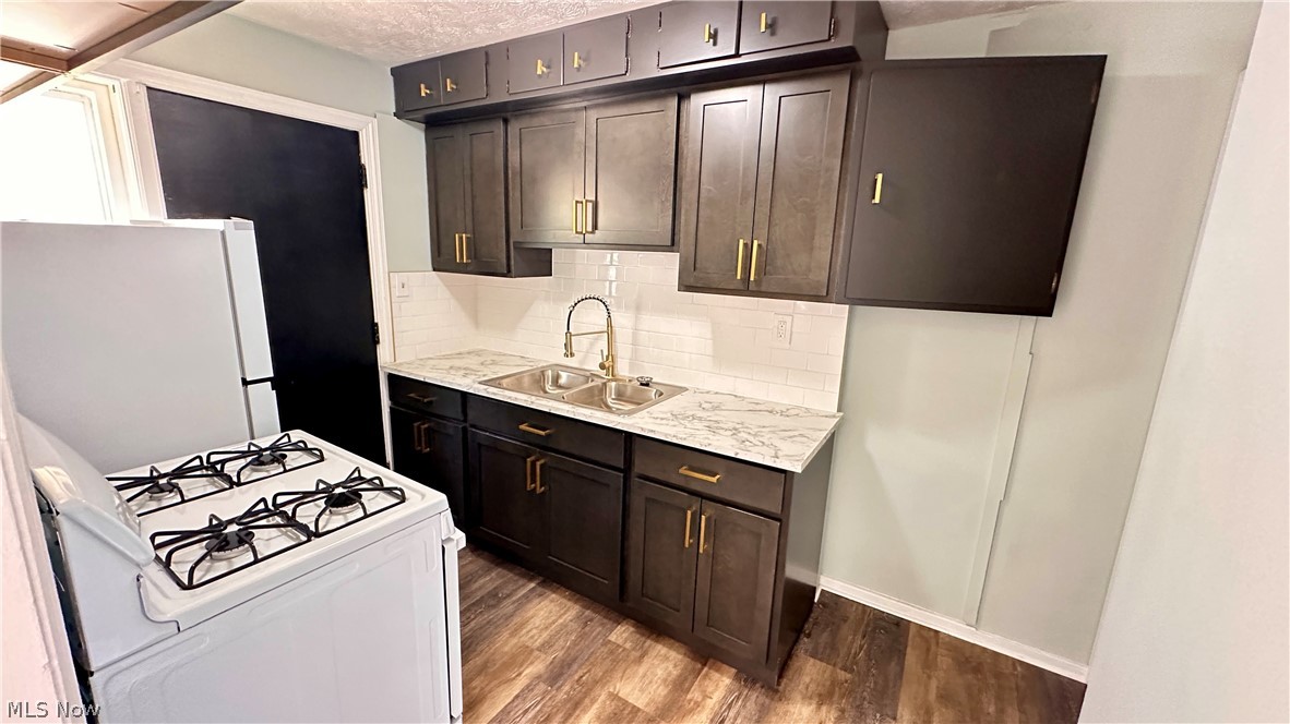 21610 Crystal Avenue Euclid OH 44123