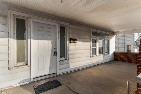 827 Michigan Avenue Youngstown OH 44504