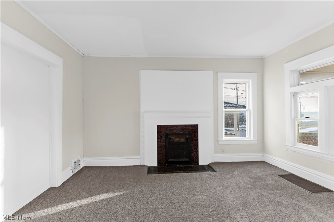 827 Michigan Avenue Youngstown OH 44504