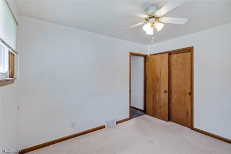 2649 Brunswick Road Youngstown OH 44511
