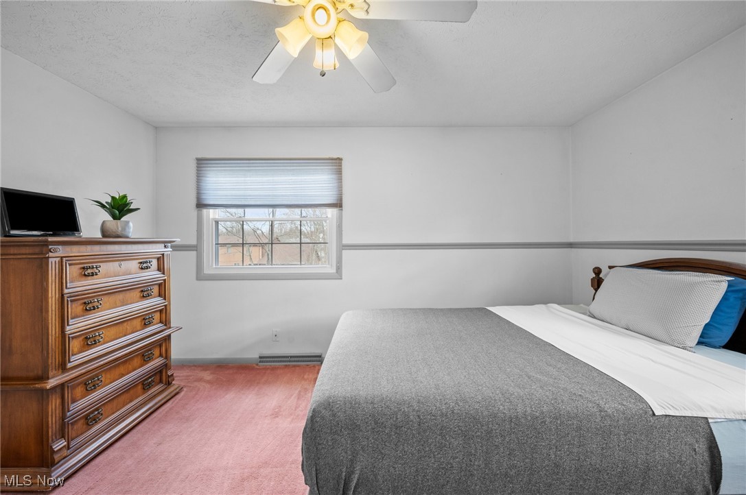 926 Gaynelle Avenue Streetsboro OH 44241