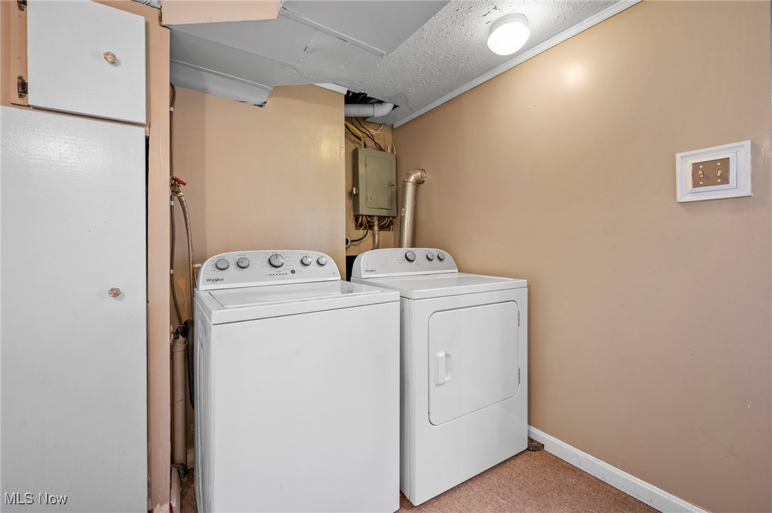 926 Gaynelle Avenue Streetsboro OH 44241