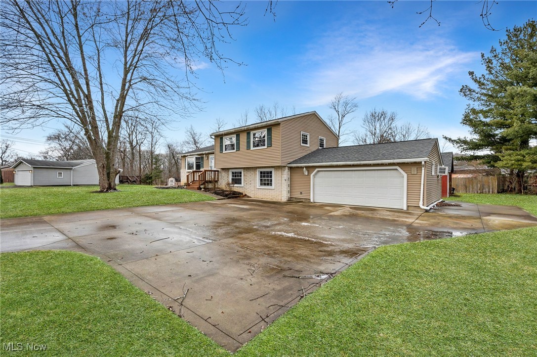 926 Gaynelle Avenue Streetsboro OH 44241